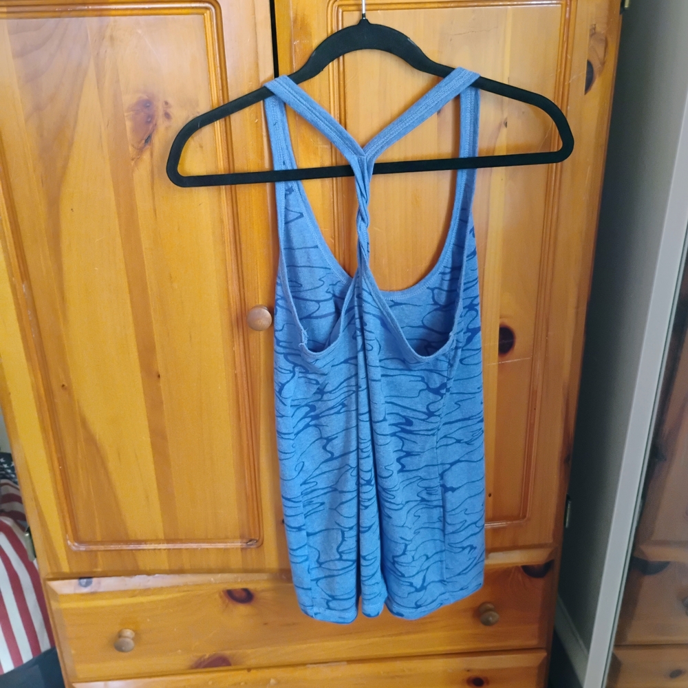 Old Navy Blue Patterned Racerback Tank Top - Picture 2 of 2